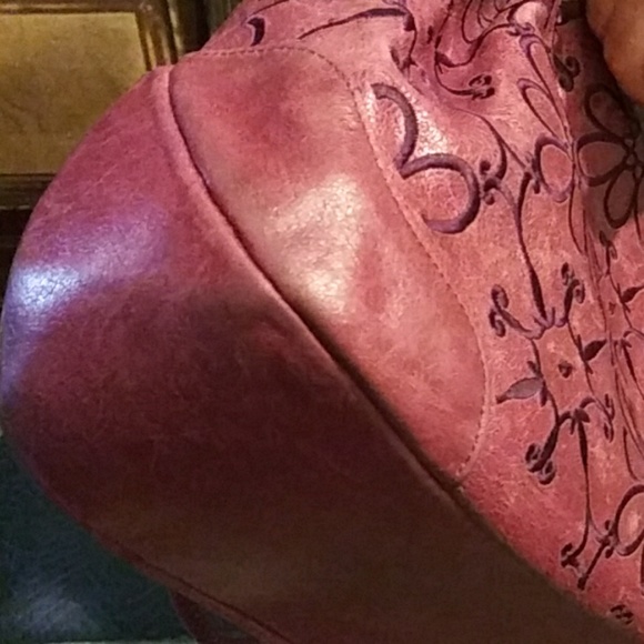 Brighton Handbag - Picture 6 of 7